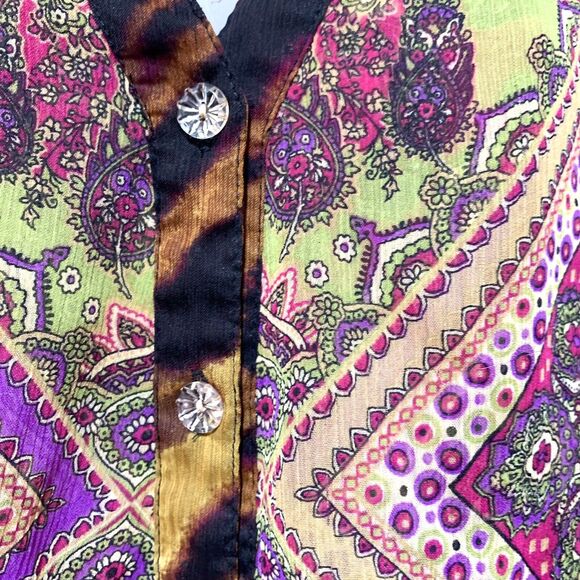 Fig and Flowers Womens Size 1X 3/4 Sleeve Sheer Overlay  Button Front Top - Picture 5 of 10